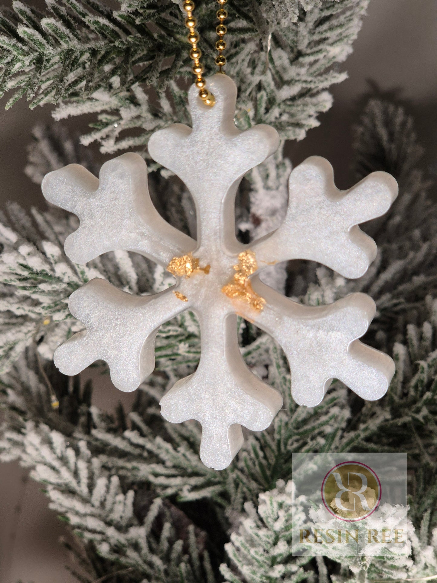 White & Gold Snowflake Ornament Set (Set of 3)