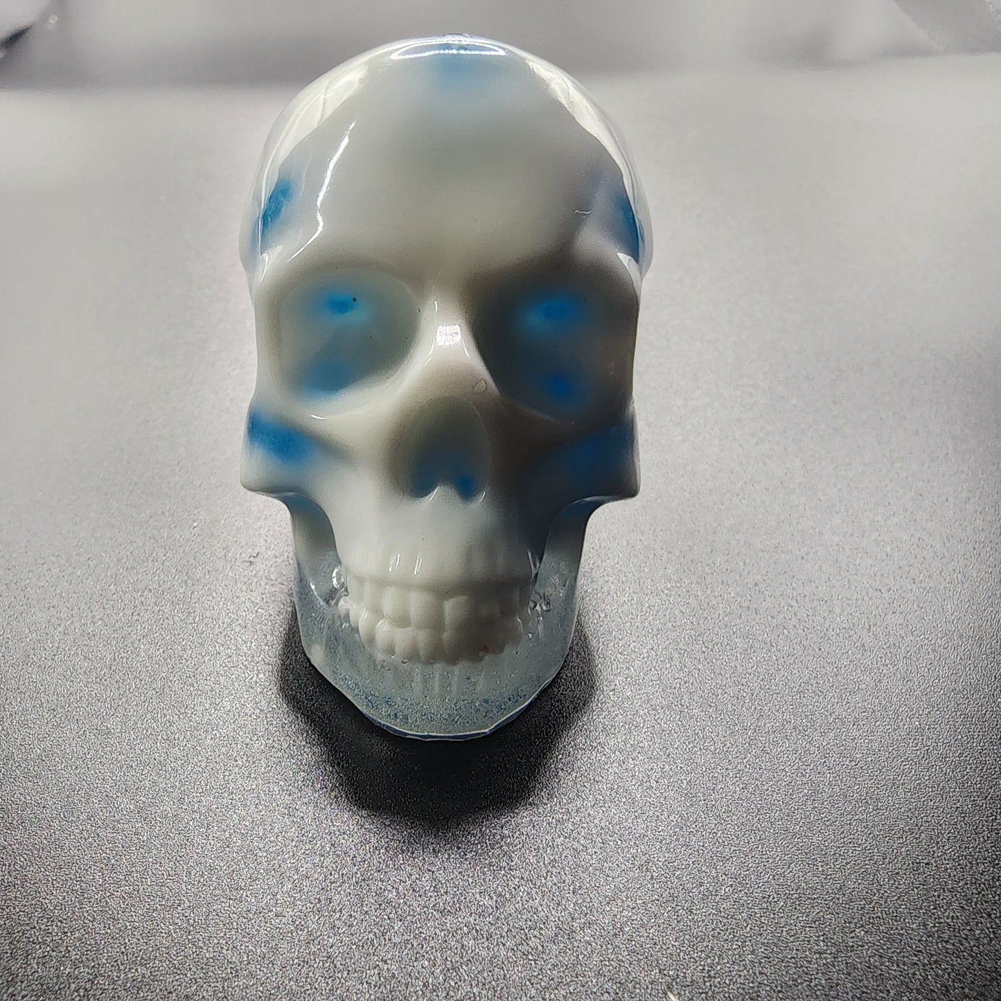 Frost Veil Resin Skull