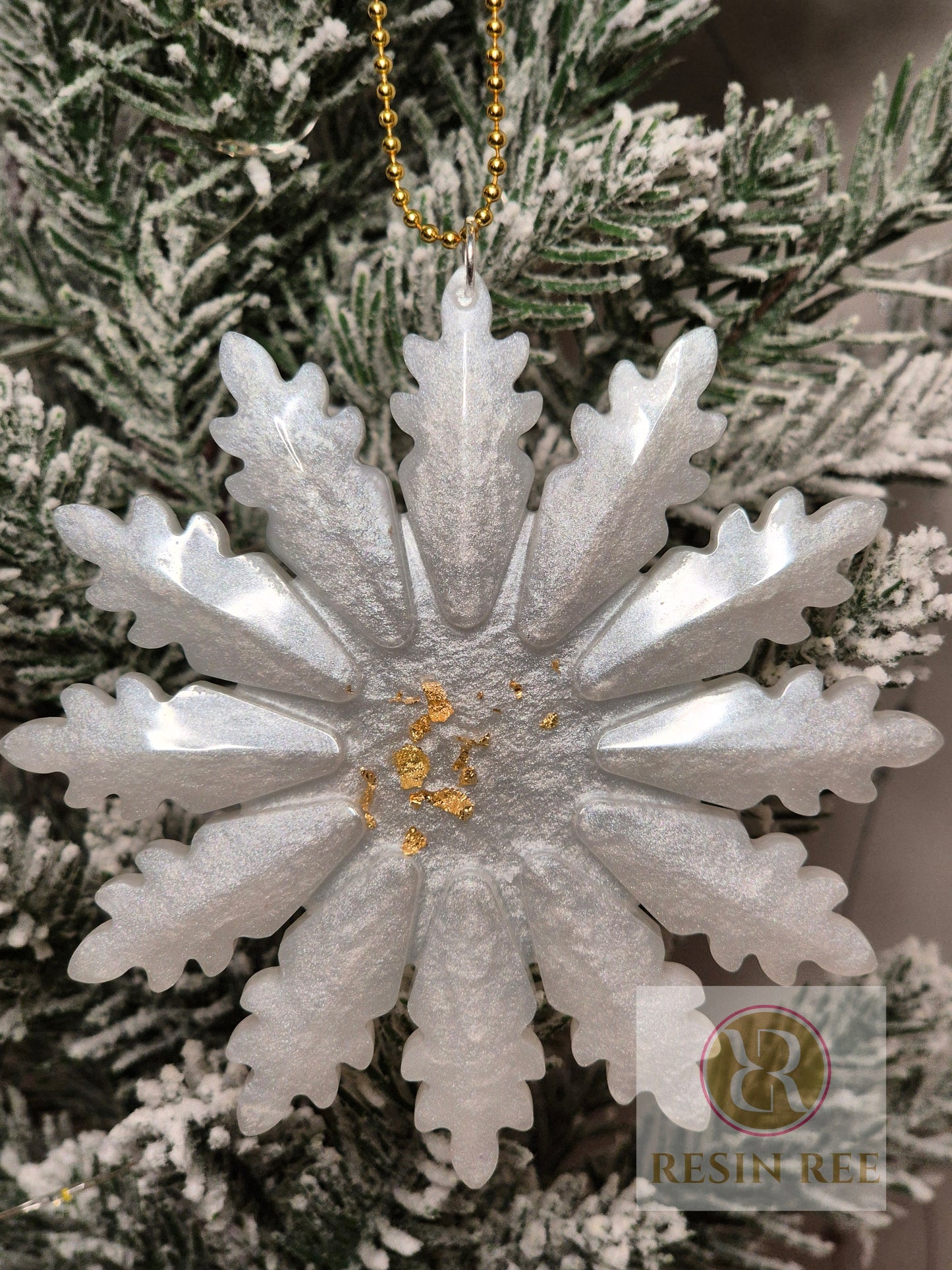 White & Gold Snowflake Ornament Set (Set of 3)