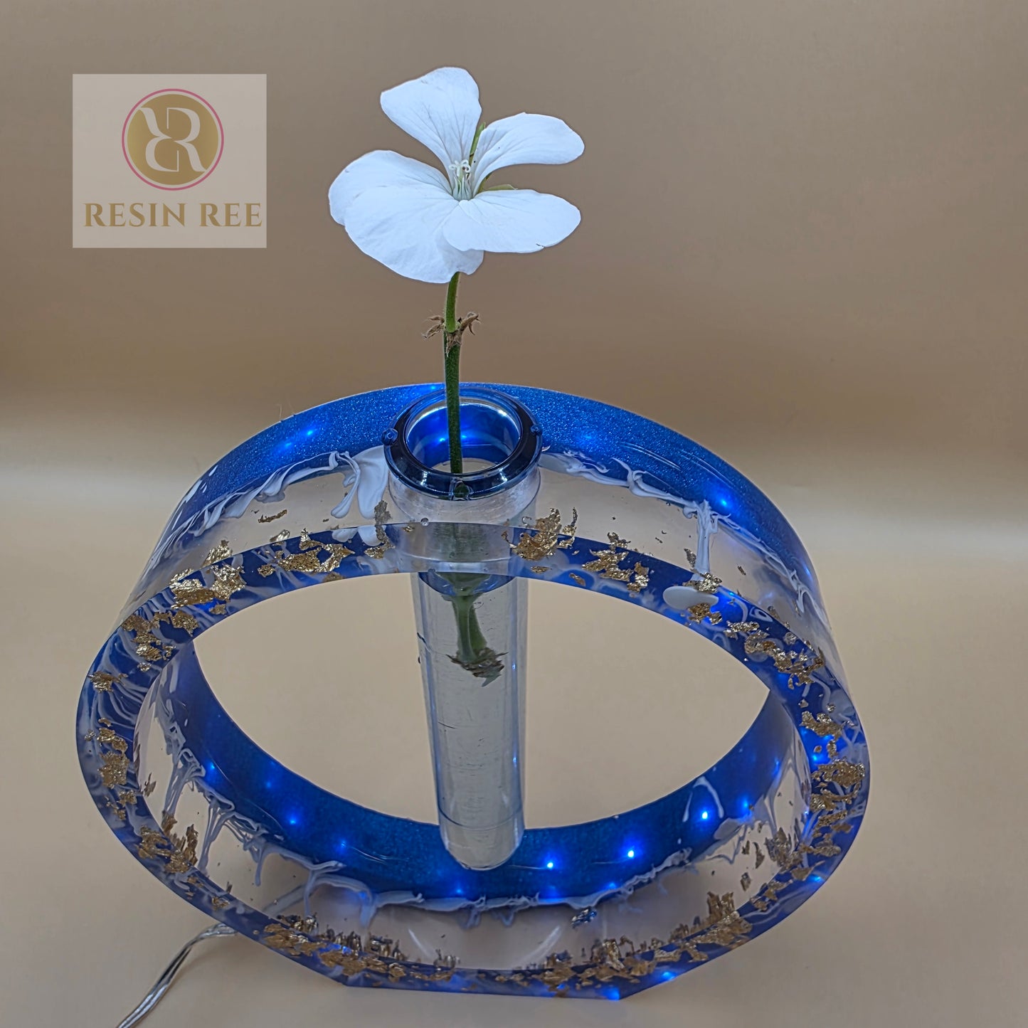 LED Infinity Ring Resin Vase