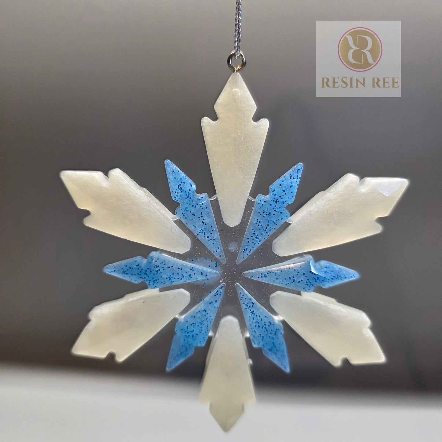 Frost light Snowflake Ornament Set (Set of Two)