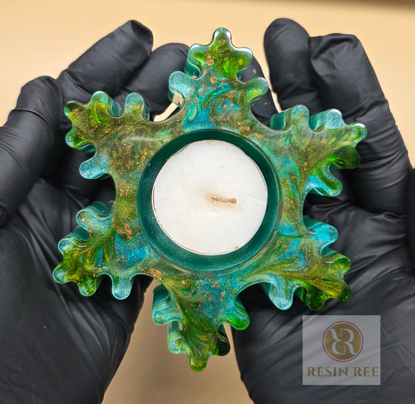 Aurora Evergreen Snowflake Votive