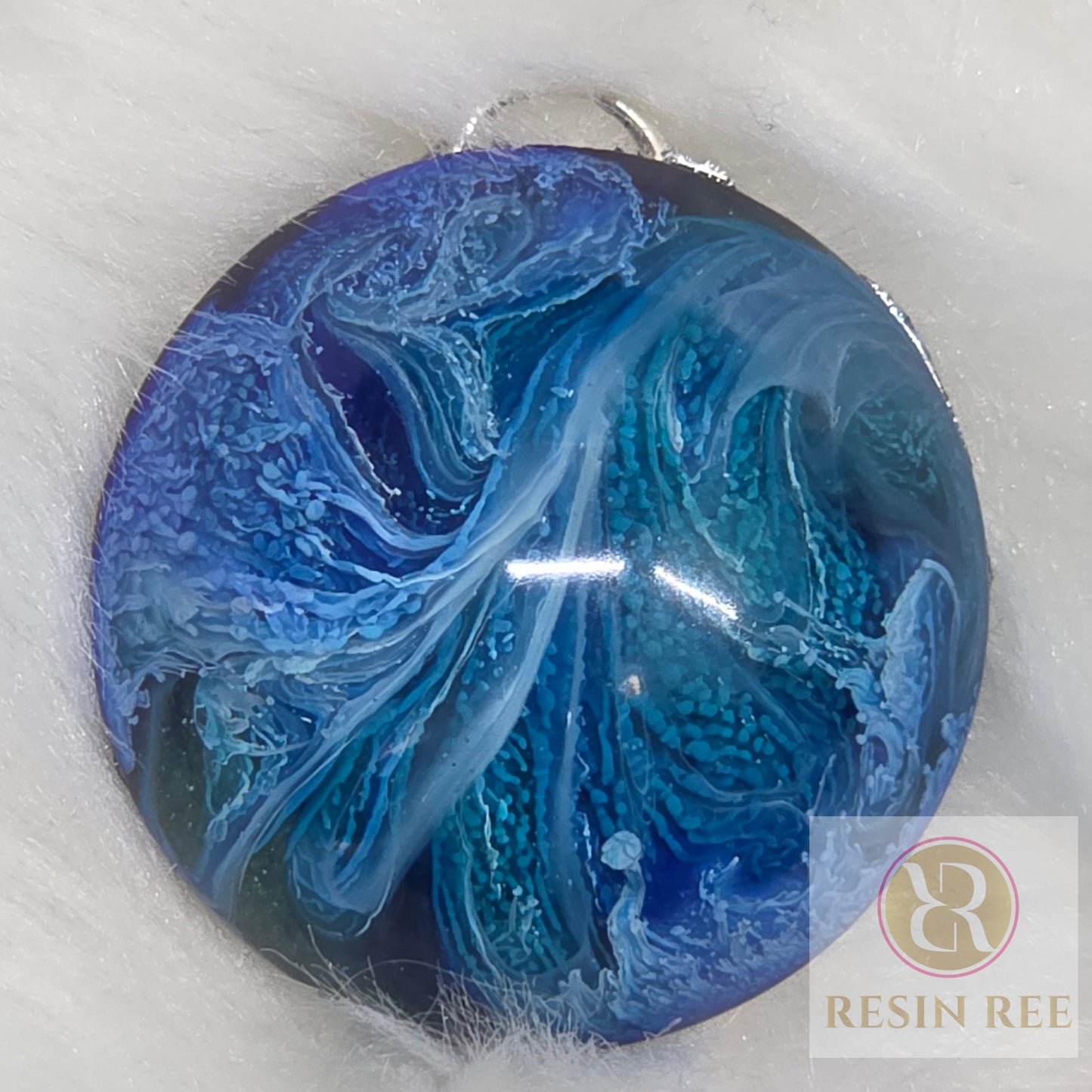 Moonlit Current Pendant